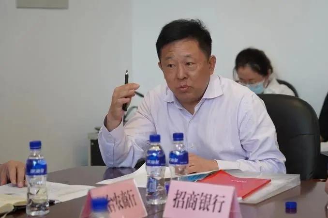 金融大咖引领智慧，探索金融领域的智慧领航者